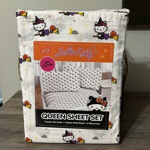 NEW HELLO KITTY QUEEN SIZE WITCH HALLOWEEN SHEET SET